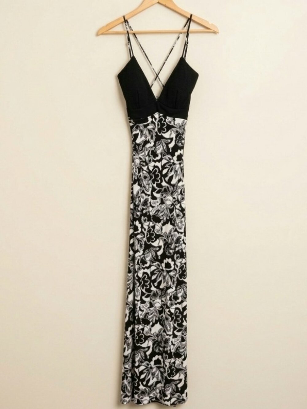 Oleg Cassini OC Floral Maxi Dress Adjustable Tie Back Padded Bust Long Flowy